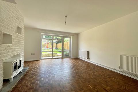 3 bedroom terraced house to rent, Cumberland Crescent, Angmering, Littlehampton, West Sussex, BN16