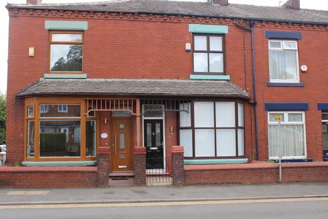 2 bedroom terraced house to rent - Middleton Road, Chadderton