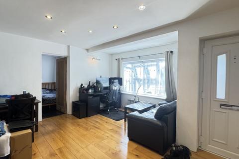 1 bedroom flat for sale, Buckingham Yard, Buckingham Road, Harlesden, NW10