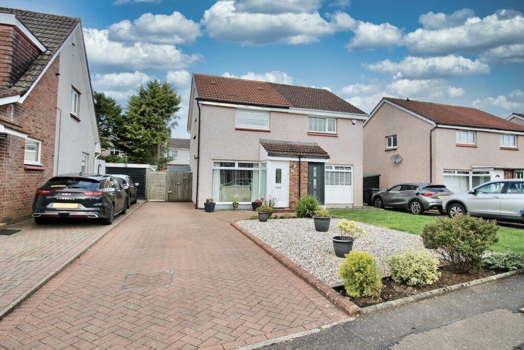 Falkland Crescent G64 1BL 2 bed semidetached house for