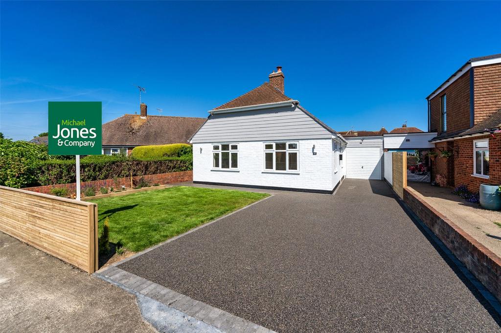 Normandy Lane, East Preston, Littlehampton, West Sussex, BN16 3 bed