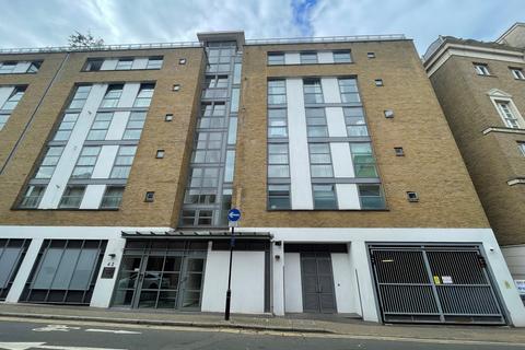 3 bedroom block of apartments for sale - Chinnocks Wharf, Narrow Street, London, E14 8DP