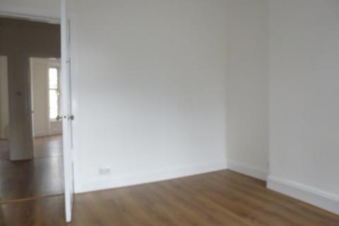 2 bedroom flat to rent, Paisley Road West, Glasgow G51
