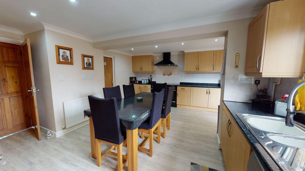 Kitchen/dining room