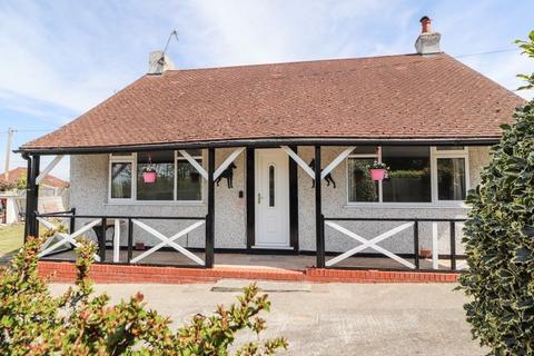 Bryn Hyfryd Abbey Drive, Gronant, Prestatyn, LL19 9TE