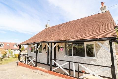 Bryn Hyfryd Abbey Drive, Gronant, Prestatyn, LL19 9TE