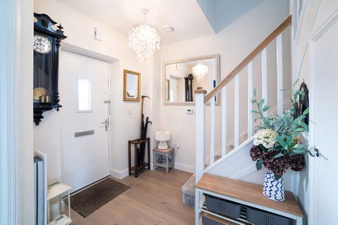 10 Cae Ddol, Abergele, LL22 8FP