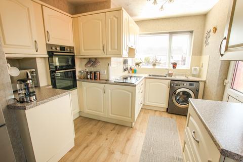 7 Bastion Close, Prestatyn, LL19 7LT