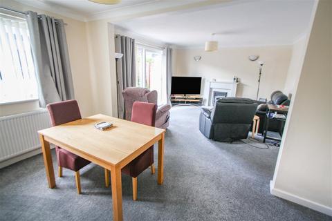 15 Bryn Helyg, Abergele, LL22 8JP