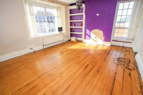 1 Castle Place, Abergele, LL22 7SS