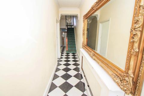 1 Castle Place, Abergele, LL22 7SS