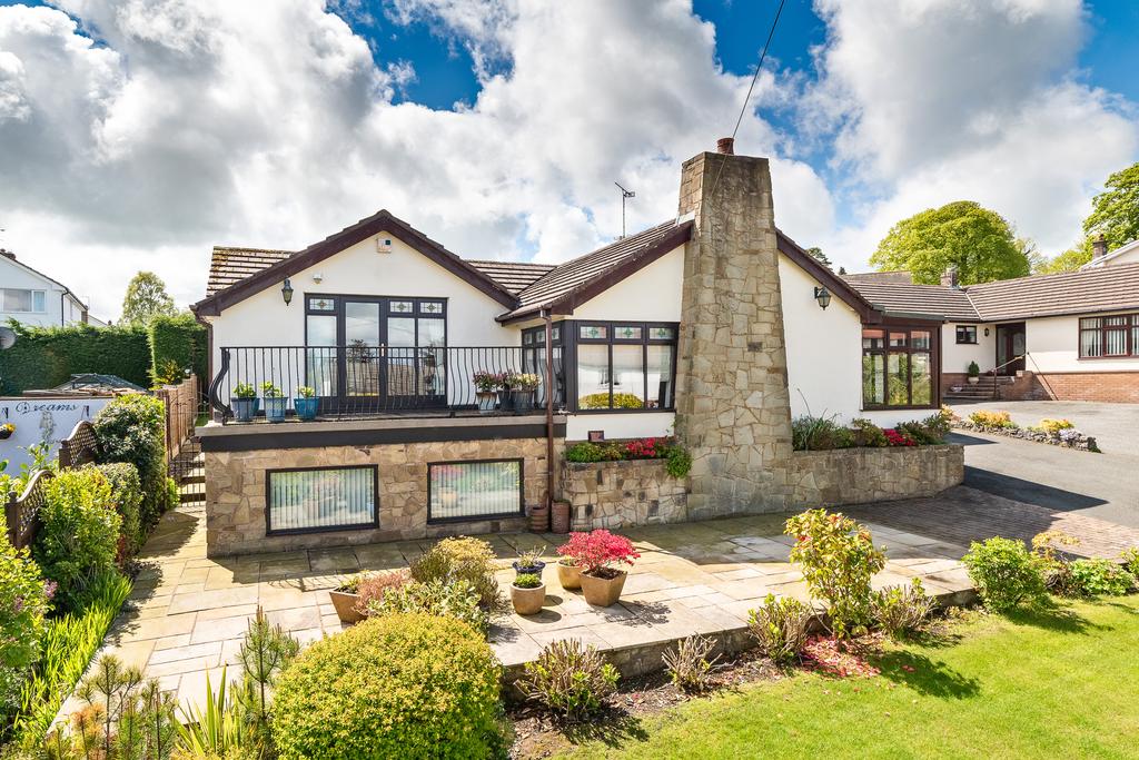 Gorsedd, Flintshire 3 bed bungalow £395,000