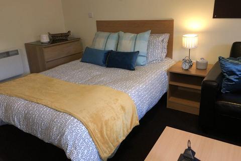 1 bedroom private hall to rent - woodgate