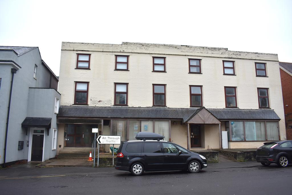 Hendford, Yeovil BA20 2 bed apartment to rent £740 pcm (£171 pw)