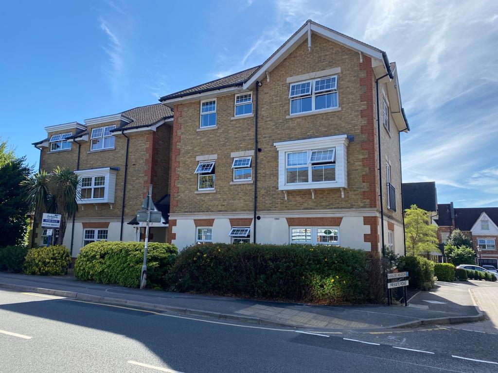Fernbank Road, Ascot SL5 2 bed flat for sale £300,000