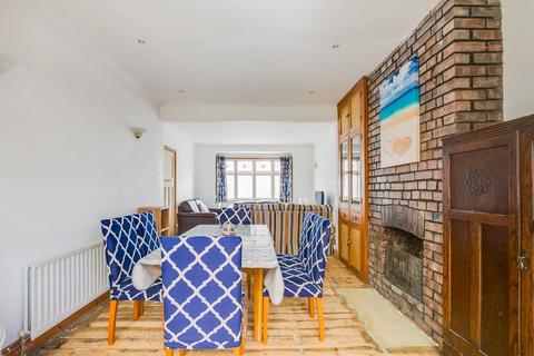 80 Hartham Road, Isleworth, TW7 5ET