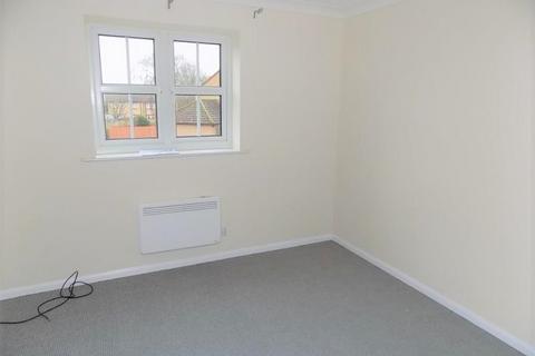 1 bedroom terraced house to rent, Caxton Court, King's Lynn, PE30