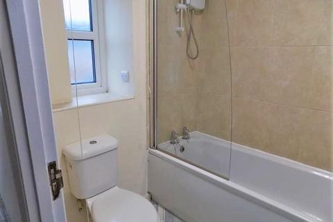 1 bedroom terraced house to rent, Caxton Court, King's Lynn, PE30