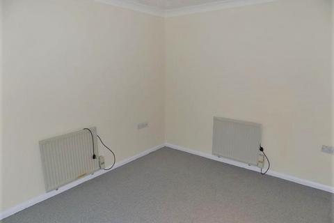 1 bedroom terraced house to rent, Caxton Court, King's Lynn, PE30