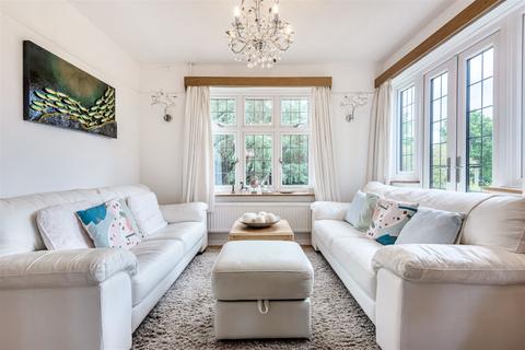 Gorse Place Harborough Gorse, West Chiltington, Pulborough, RH20 2RU
