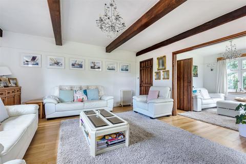 Gorse Place Harborough Gorse, West Chiltington, Pulborough, RH20 2RU