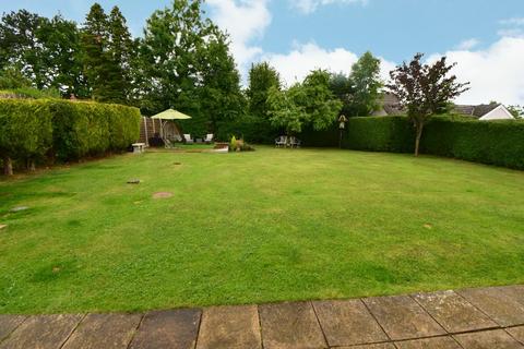 3 bedroom detached bungalow for sale - Packhorse Lane, Near Wythall