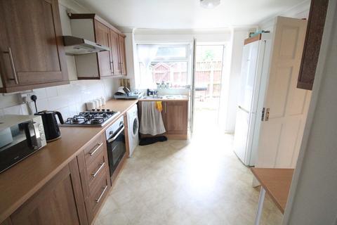 4 bedroom terraced house to rent, Verbena Close, St Anns