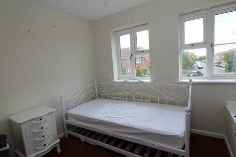 42 Cranmere Court, Strood, Rochester, ME2 4SF