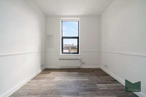 1 bedroom apartment to rent, High Road, Wood Green