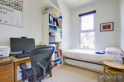 70a Marlborough Road, London, N22 8NN