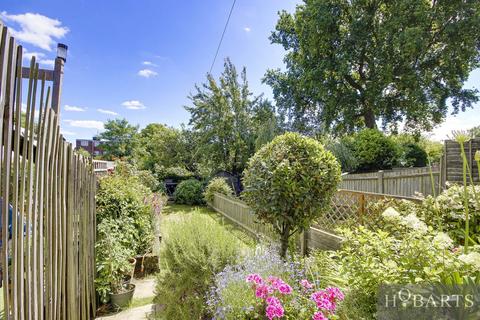 70a Marlborough Road, London, N22 8NN