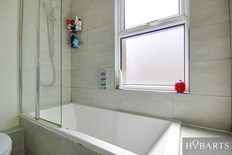 70a Marlborough Road, London, N22 8NN