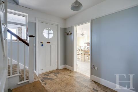 The Ravine The Warren, Easton Bavents, Southwold, IP18 6SU