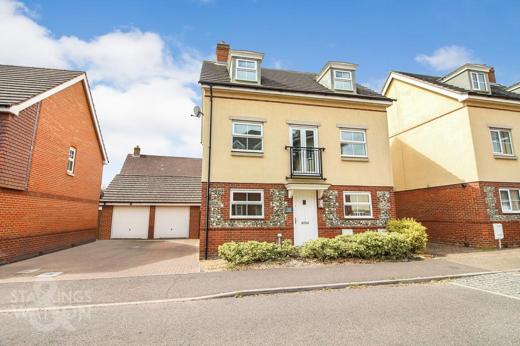 Dunnock Drive, Queens Hill, Costessey 4 bed detached house £350,000