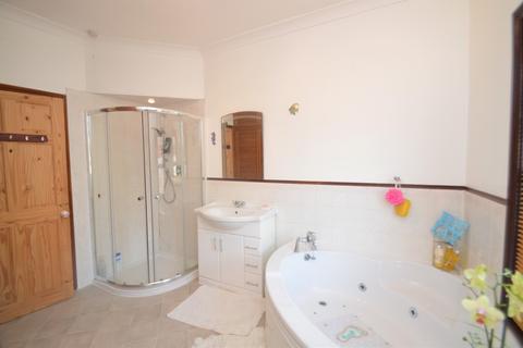 81 Bannockburn Road, London, SE18 1ER