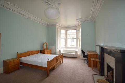 4 bedroom apartment to rent - Hope Park Terrace, Newington, Edinburgh, EH8