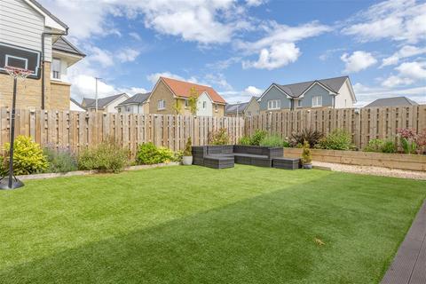 10 Beech Path, East Calder, Livingston, EH53 0FR