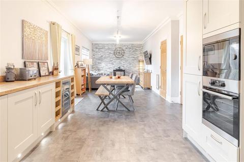 10 Beech Path, East Calder, Livingston, EH53 0FR