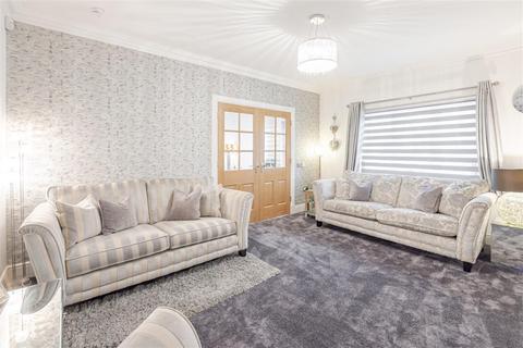 10 Beech Path, East Calder, Livingston, EH53 0FR