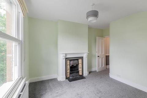 3 bedroom flat for sale - Blakemore Road, Streatham