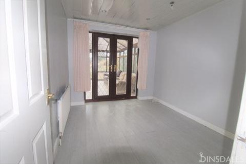 8 Millbeck Close, Bradford, BD8 0EZ