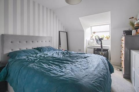 33 Weir Road, Bexley, DA5 1BJ