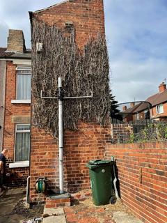 2 bedroom terraced house to rent, Oxford Street, Mexborough S64