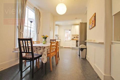 undefined, Searles Road, SE1
