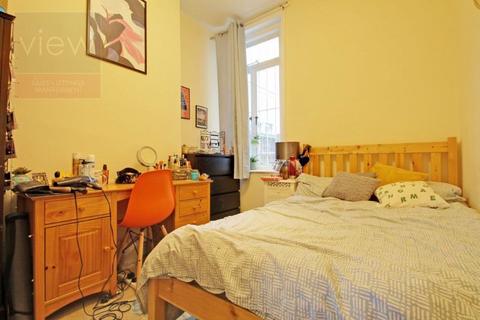 undefined, Searles Road, SE1