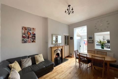 33 Danes Drive, Glasgow, G14 9HY