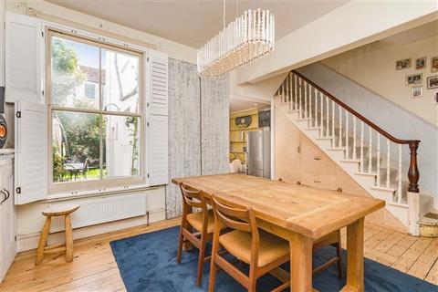 4 bedroom terraced house for sale - Westbourne Gardens, Hove