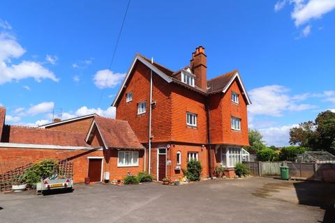 6 bedroom detached house for sale - North Upton Lane, Gloucester