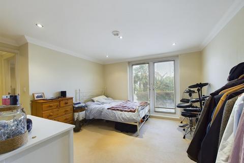 2 bedroom flat for sale, 72 Dumpton Park Drive, Broadstairs, CT10