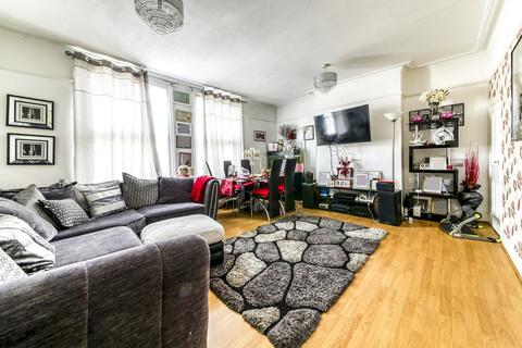 2 bedroom flat for sale - Bensham Manor Road, Thornton Heath, CR7